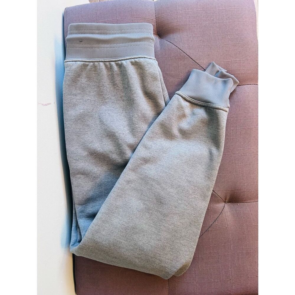 Nike Light Gray Therma-Fit Fleece Sweatpants Joggers!